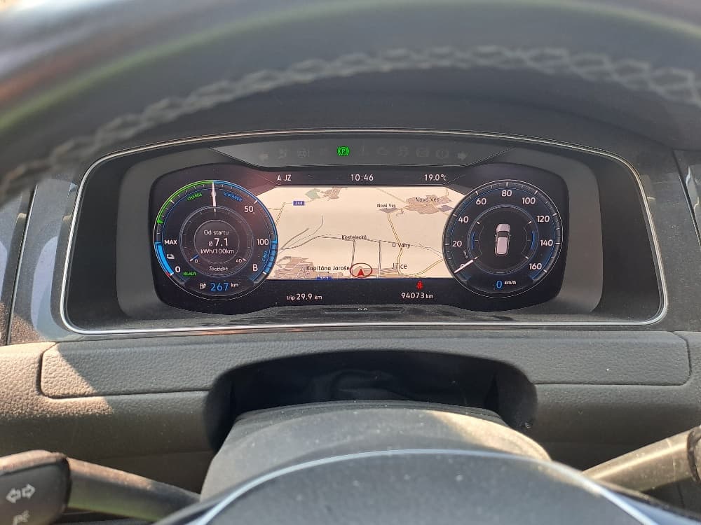 2019 Volkswagen GOLF - 17
