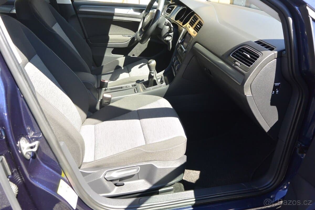 2013 Volkswagen GOLF - 17