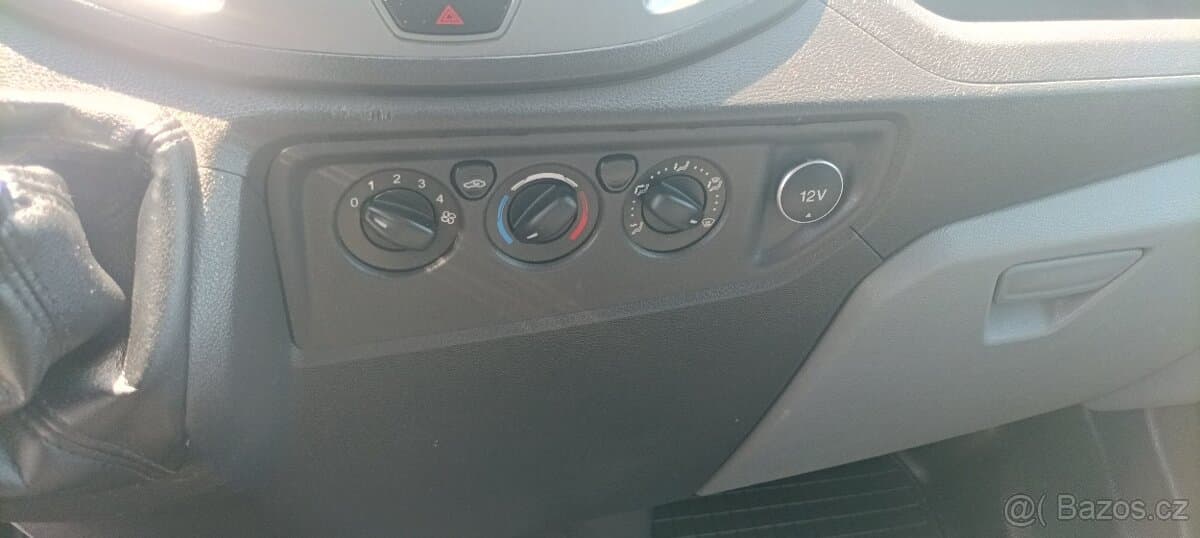 2016 Ford TRANSIT - 17