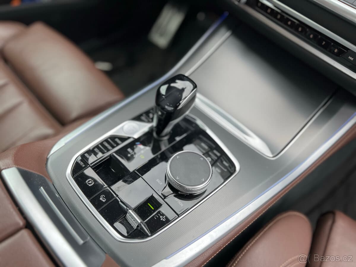 2019 BMW X5 - 17