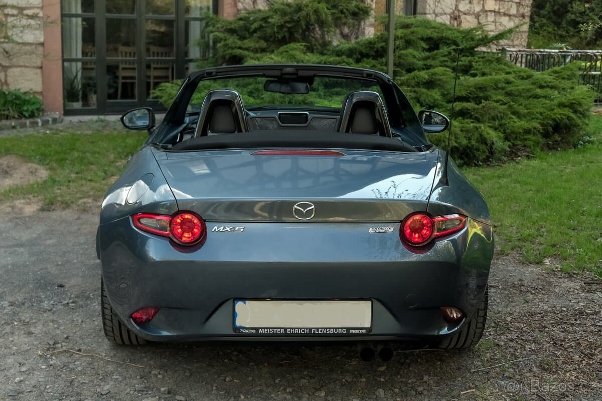 2017 Mazda MX-5 - 17