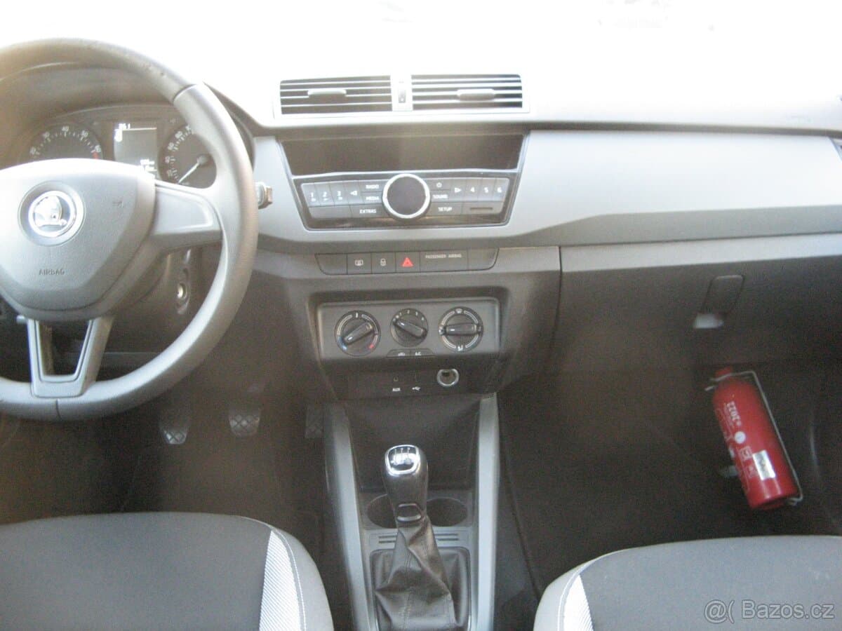 2016 Škoda FABIA - 17