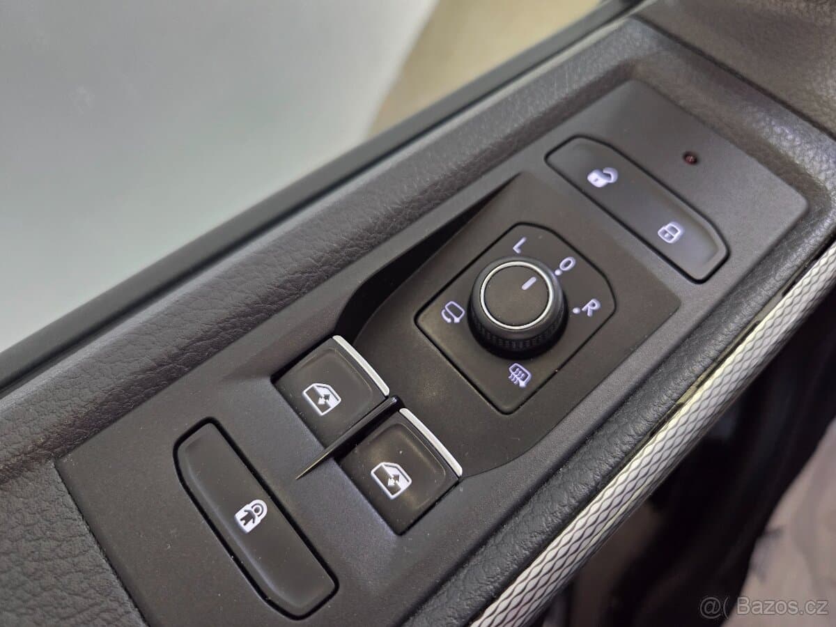 2023 Volkswagen MULTIVAN - 17
