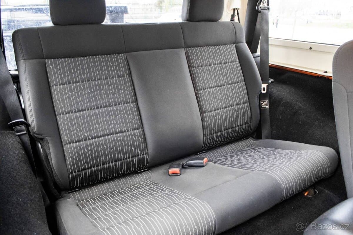 2011 Jeep WRANGLER - 17