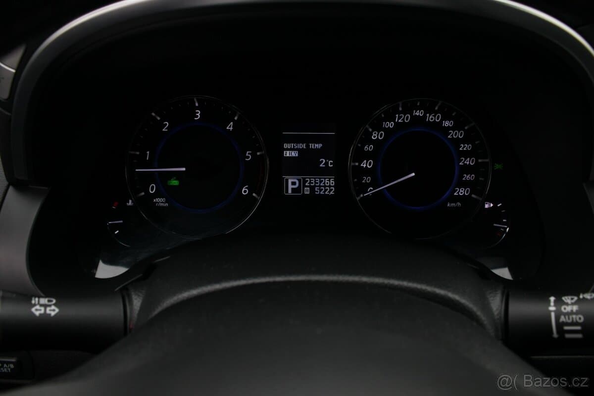 2014 Infiniti QX70 - 17