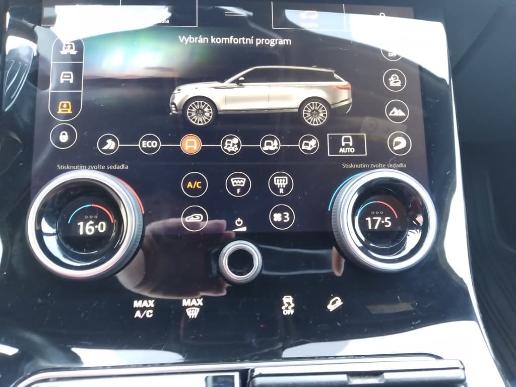 2019 Land Rover RANGE ROVER VELAR - 17