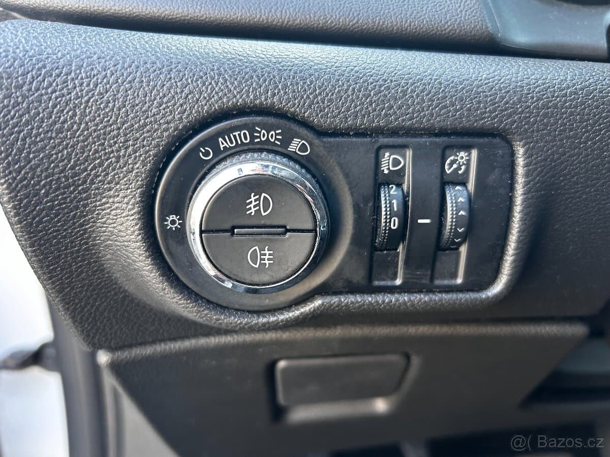 2014 Opel ASTRA - 17