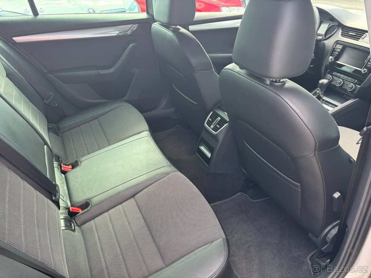 2015 Škoda OCTAVIA - 17