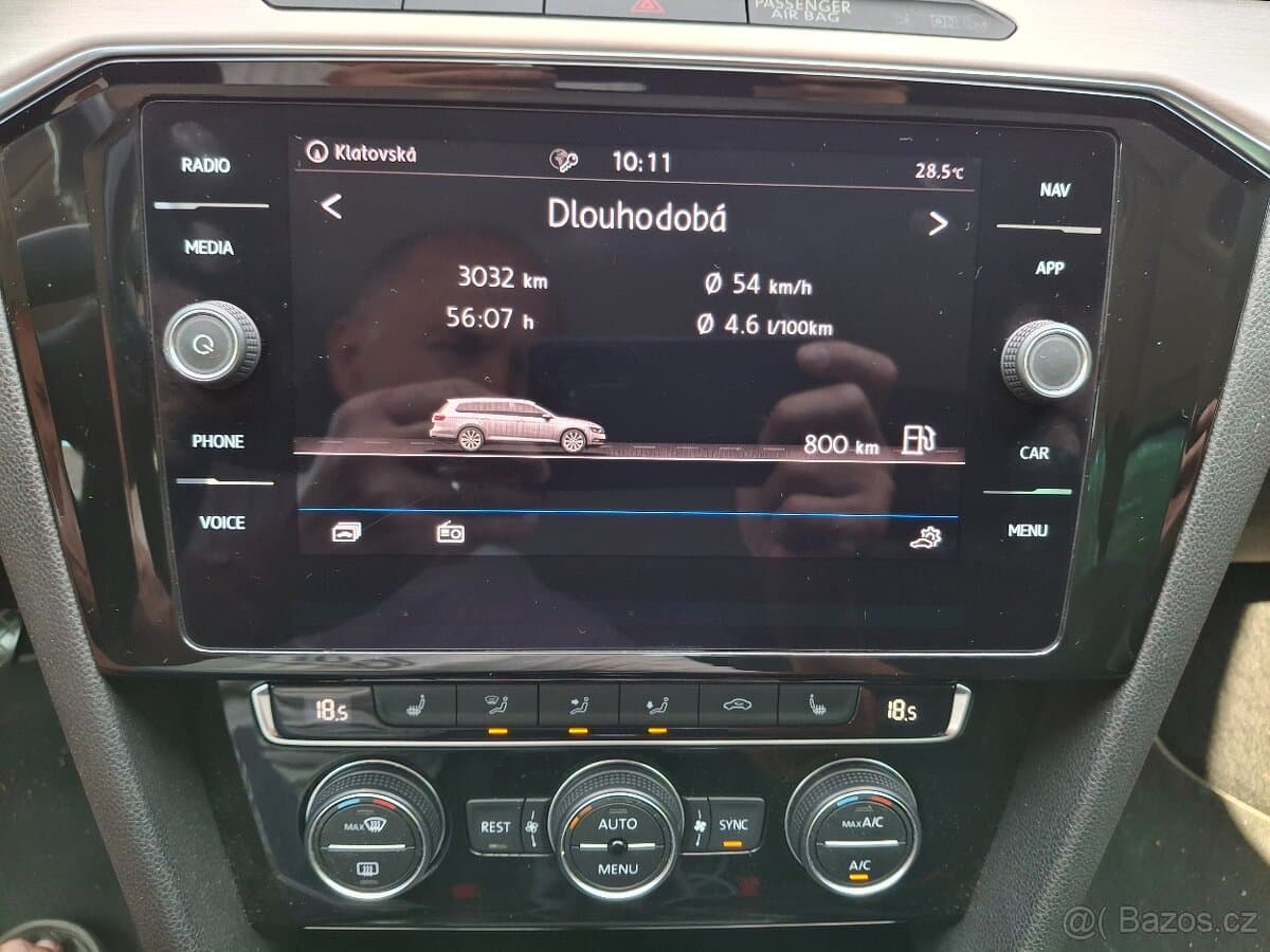 2019 Volkswagen PASSAT - 17
