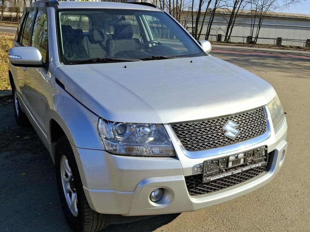 2009 Suzuki GRAND - 17