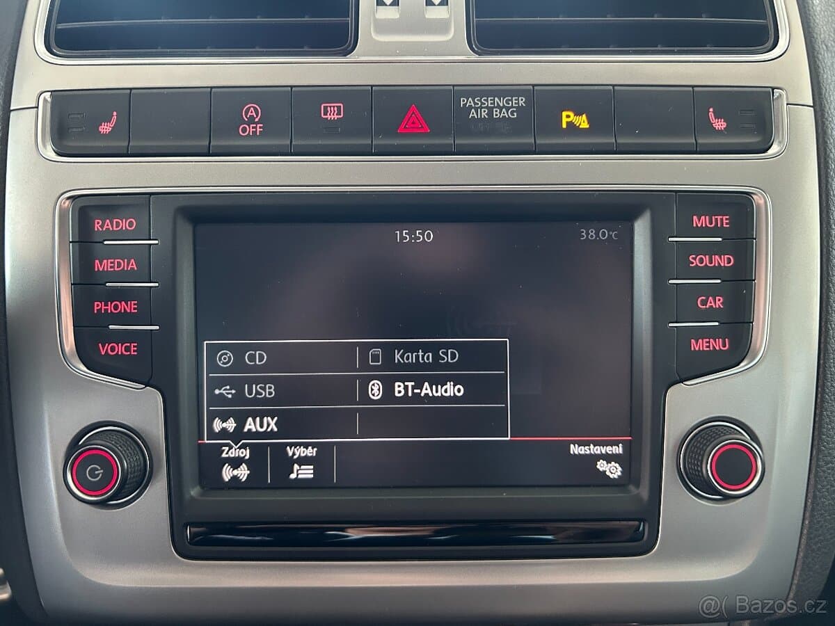 2016 Volkswagen POLO - 17