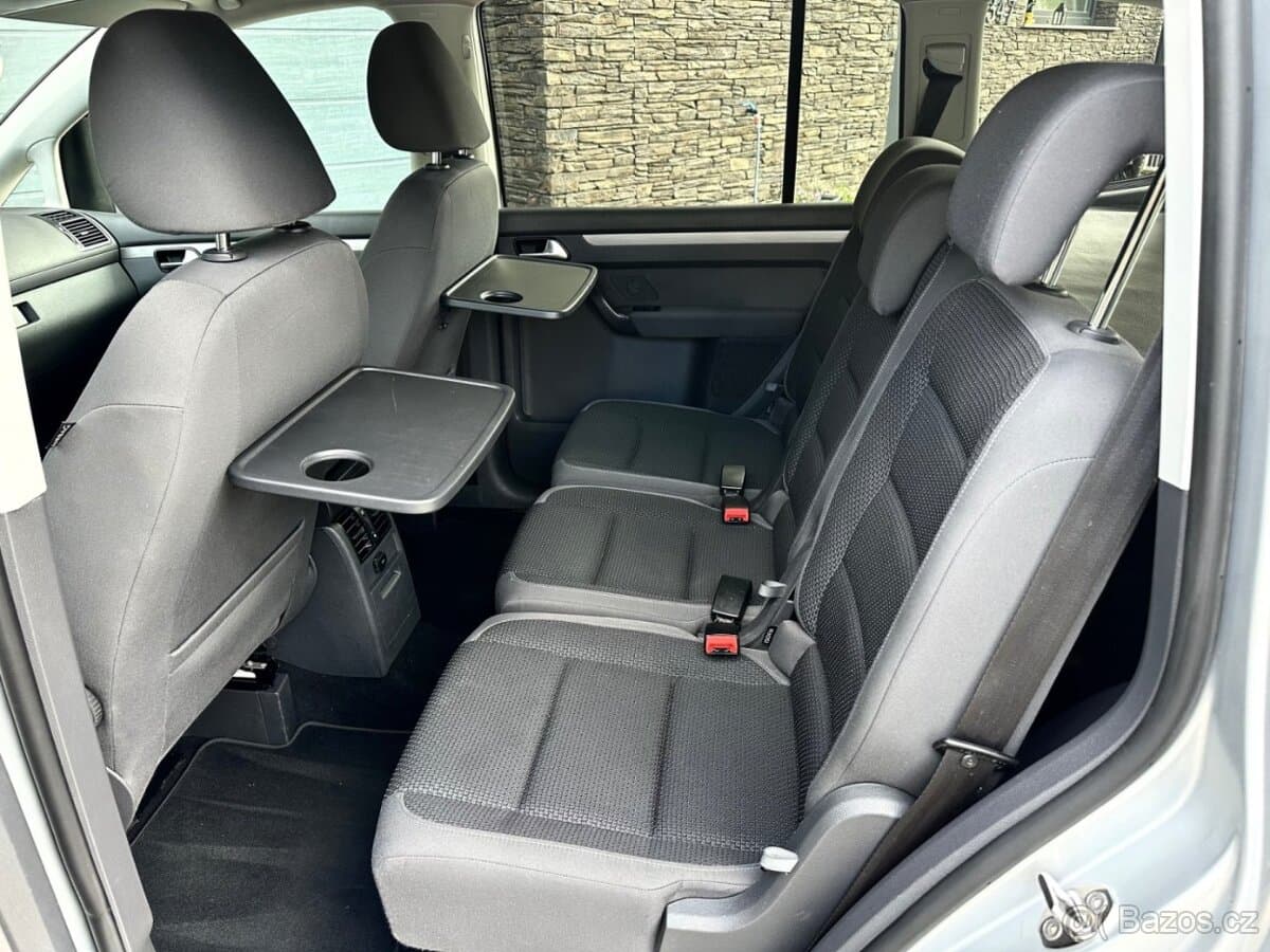2011 Volkswagen TOURAN - 17
