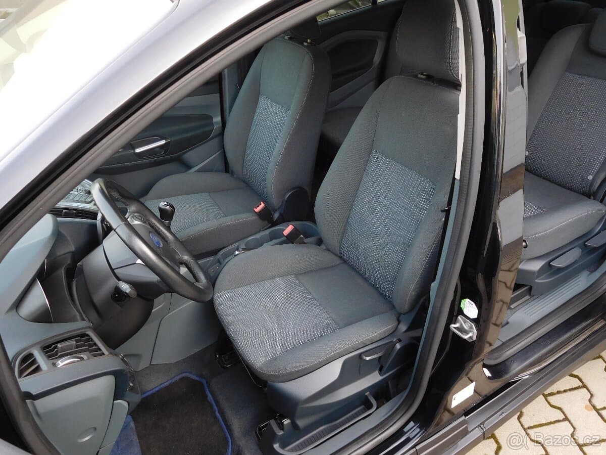 2011 Ford C-MAX - 17