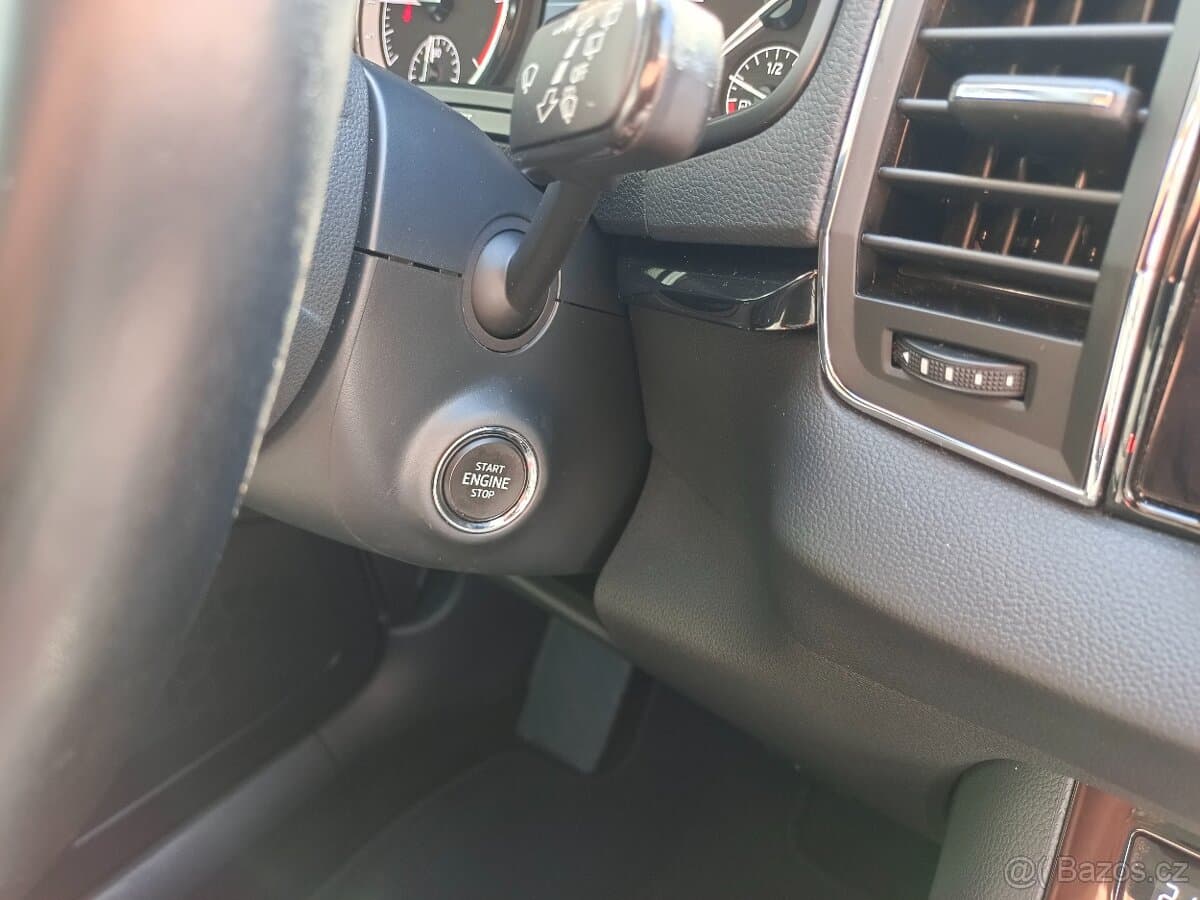 2022 Škoda KAROQ - 17