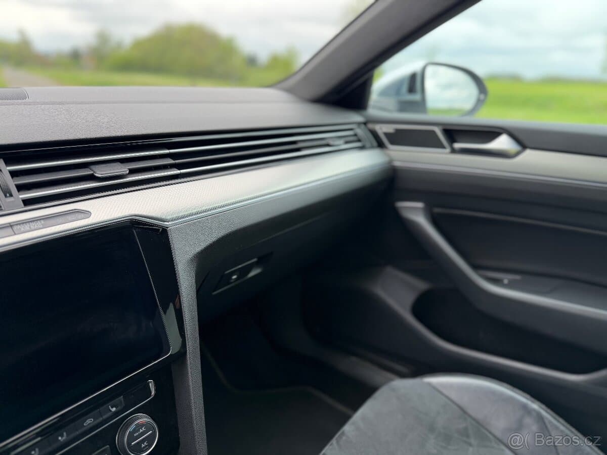 2017 Volkswagen ARTEON - 17