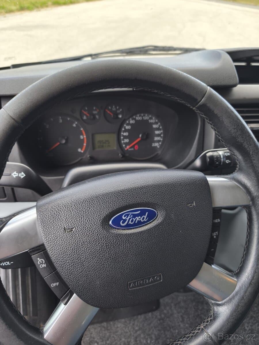 2013 Ford TRANSIT - 17