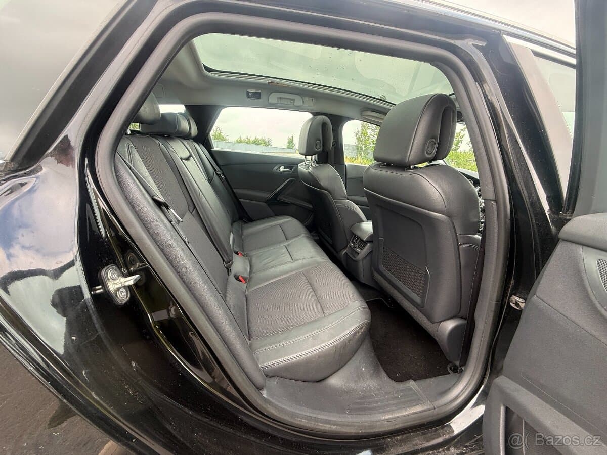 2011 Peugeot 508 - 17