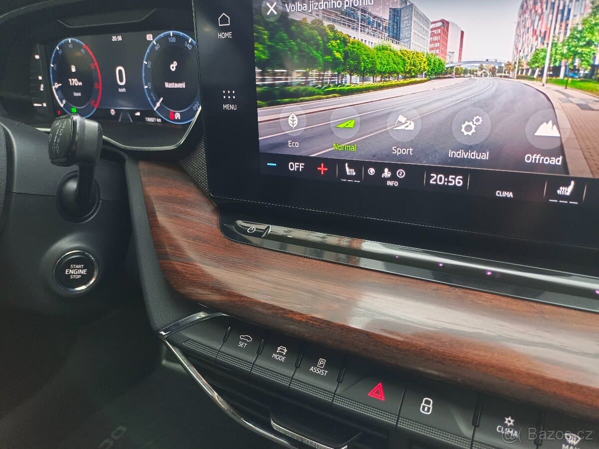 2022 Škoda OCTAVIA - 17