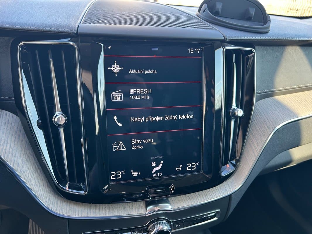 2021 Volvo XC60 - 17