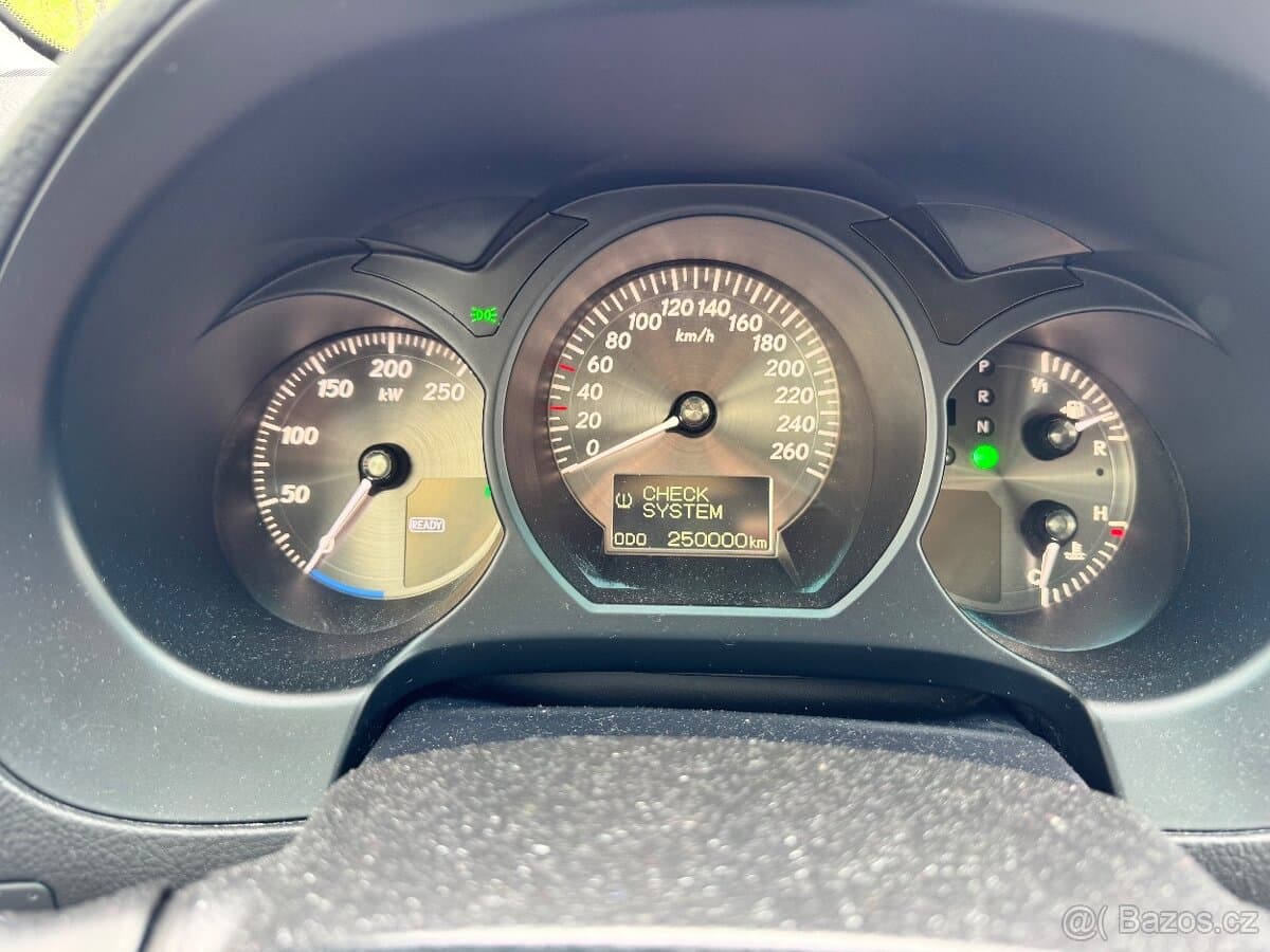 2008 Lexus - 17
