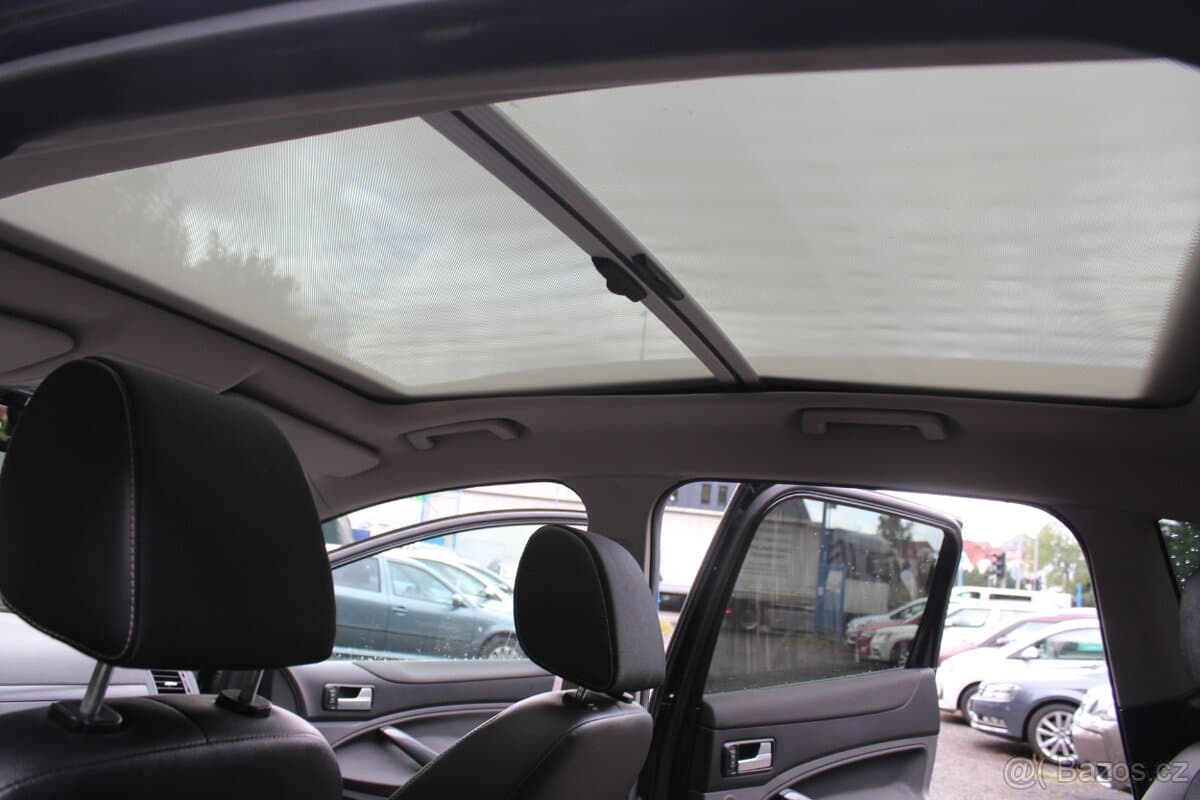 2011 Ford KUGA - 17