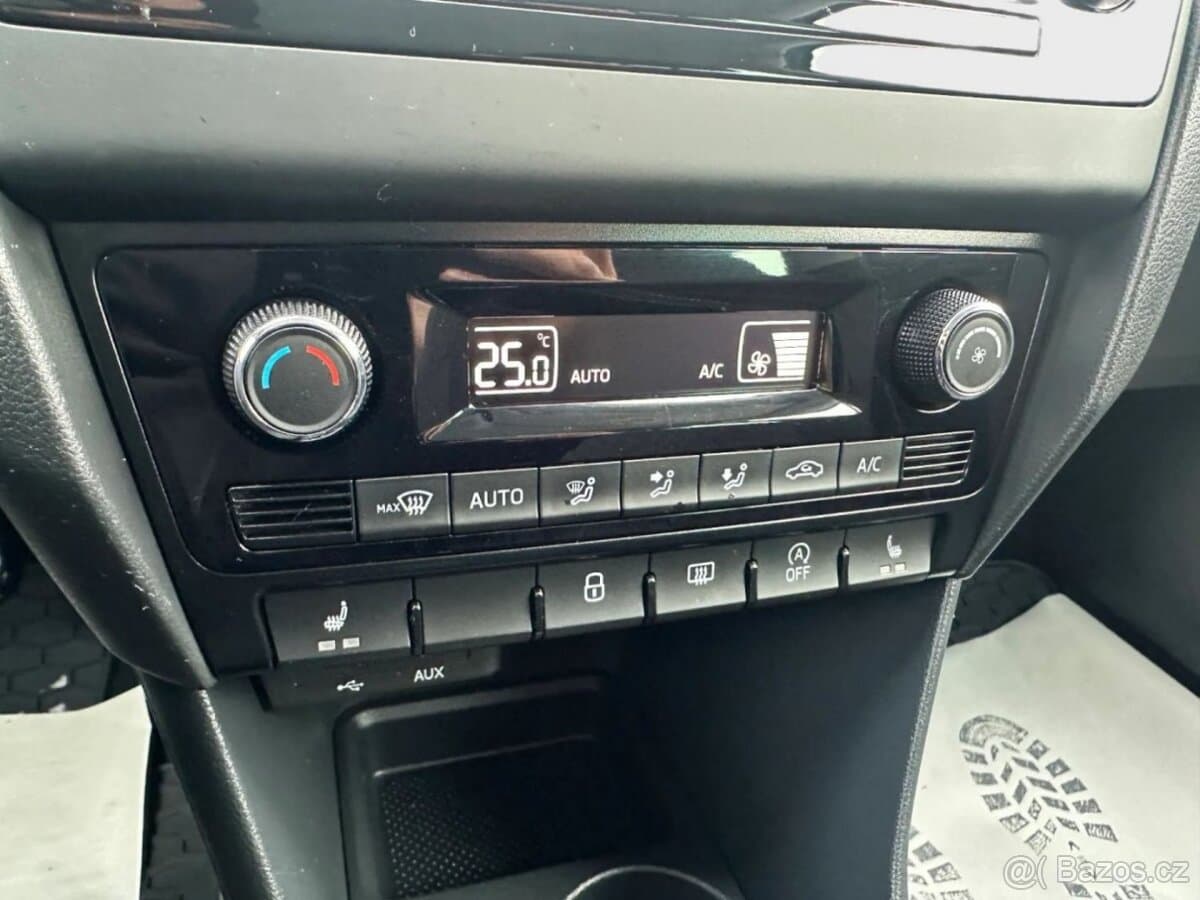 2017 Škoda RAPID - 17
