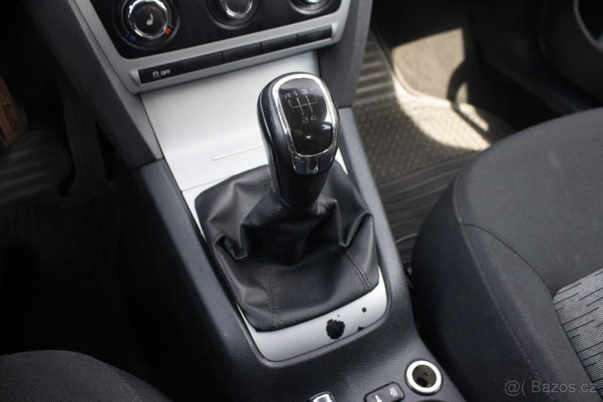 2012 Škoda OCTAVIA - 17
