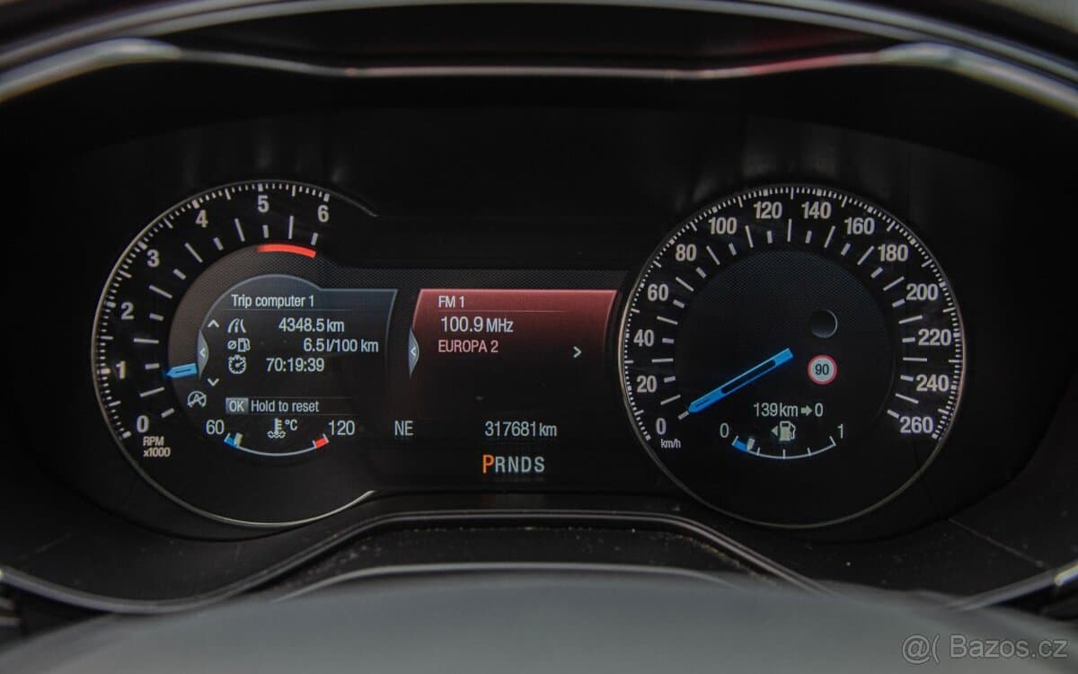 2015 Ford MONDEO - 18