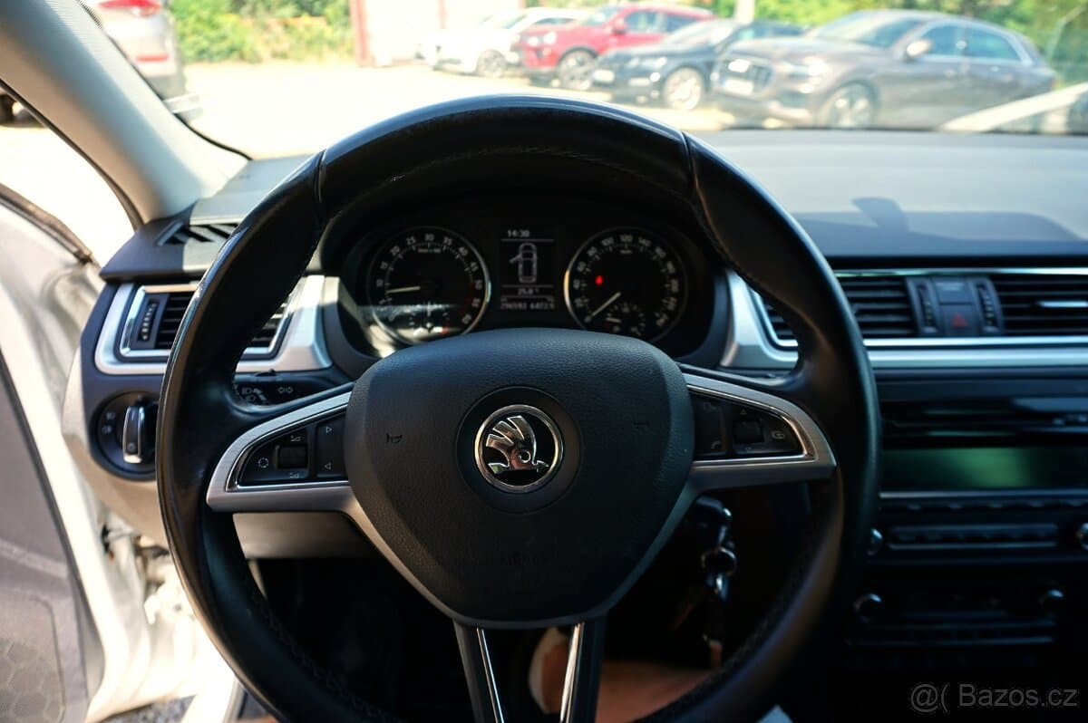 2015 Škoda RAPID - 18