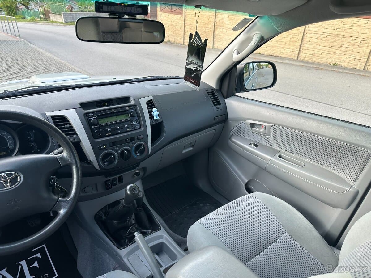 2007 Toyota HILUX - 18