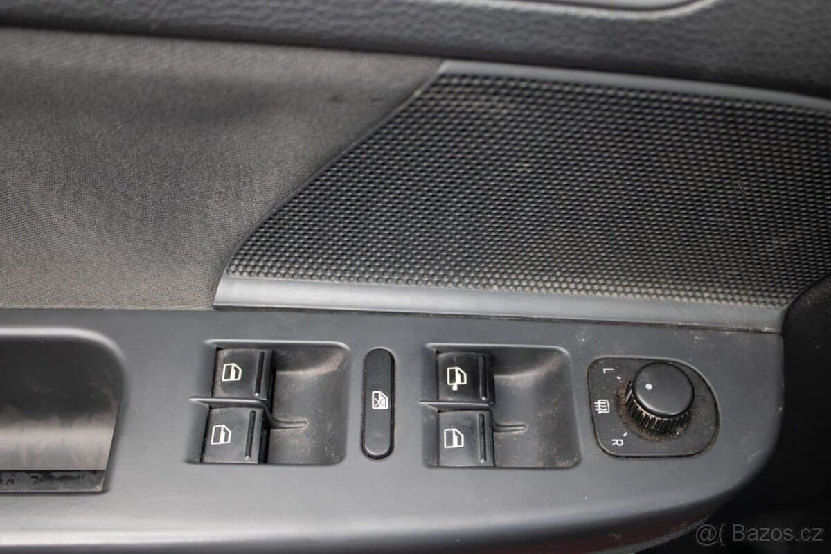 2001 Volkswagen GOLF - 18