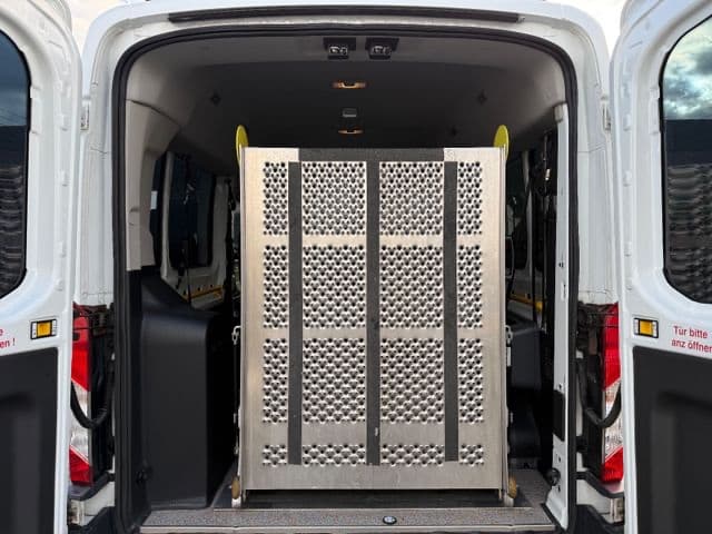 2015 Ford TRANSIT - 18