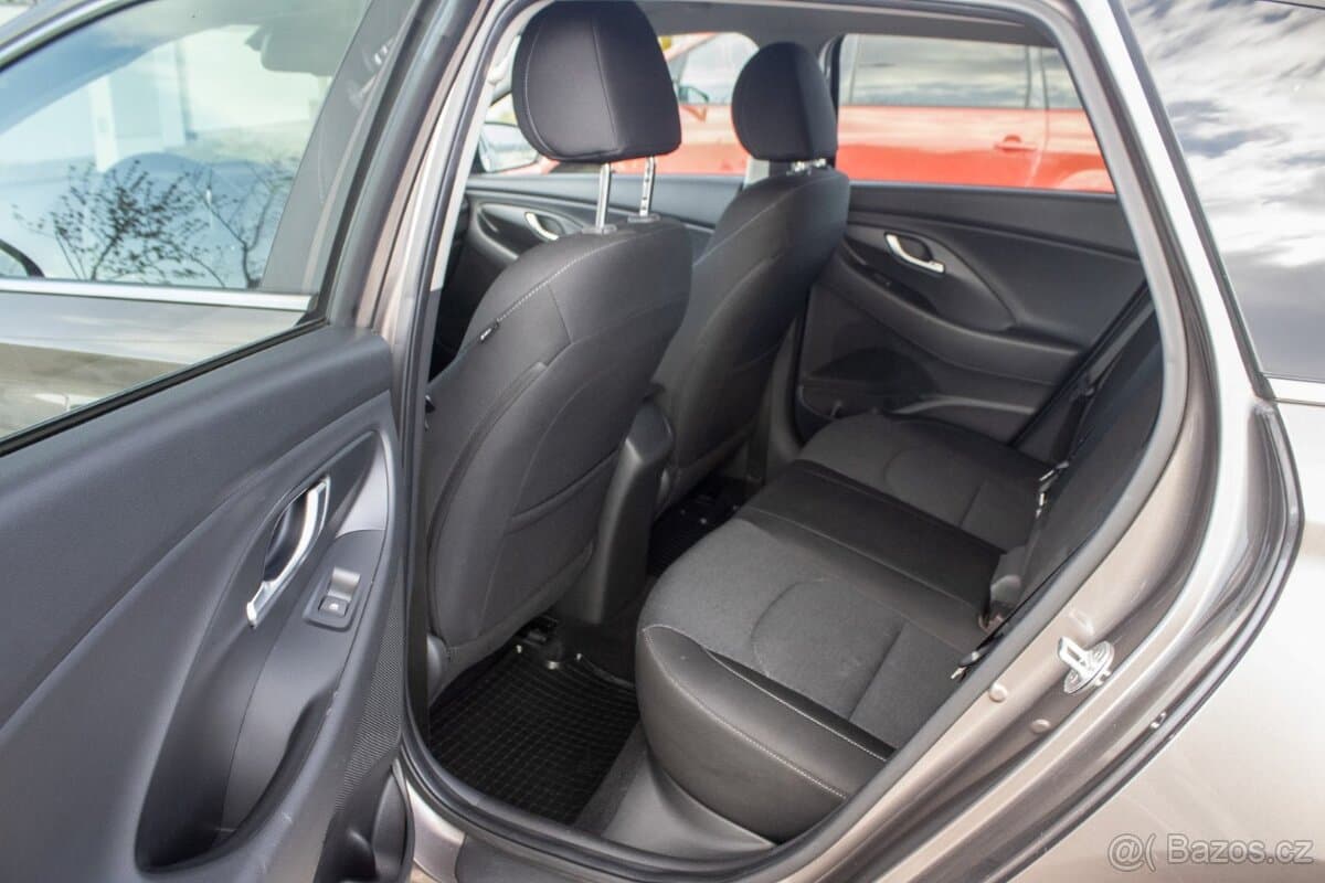 2021 Hyundai i30 - 18