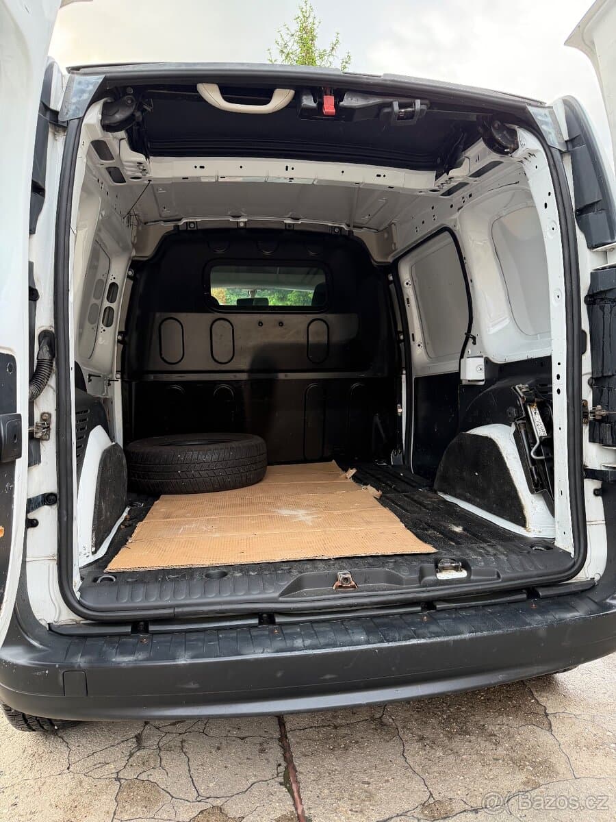 2013 Mercedes-Benz CITAN - 18