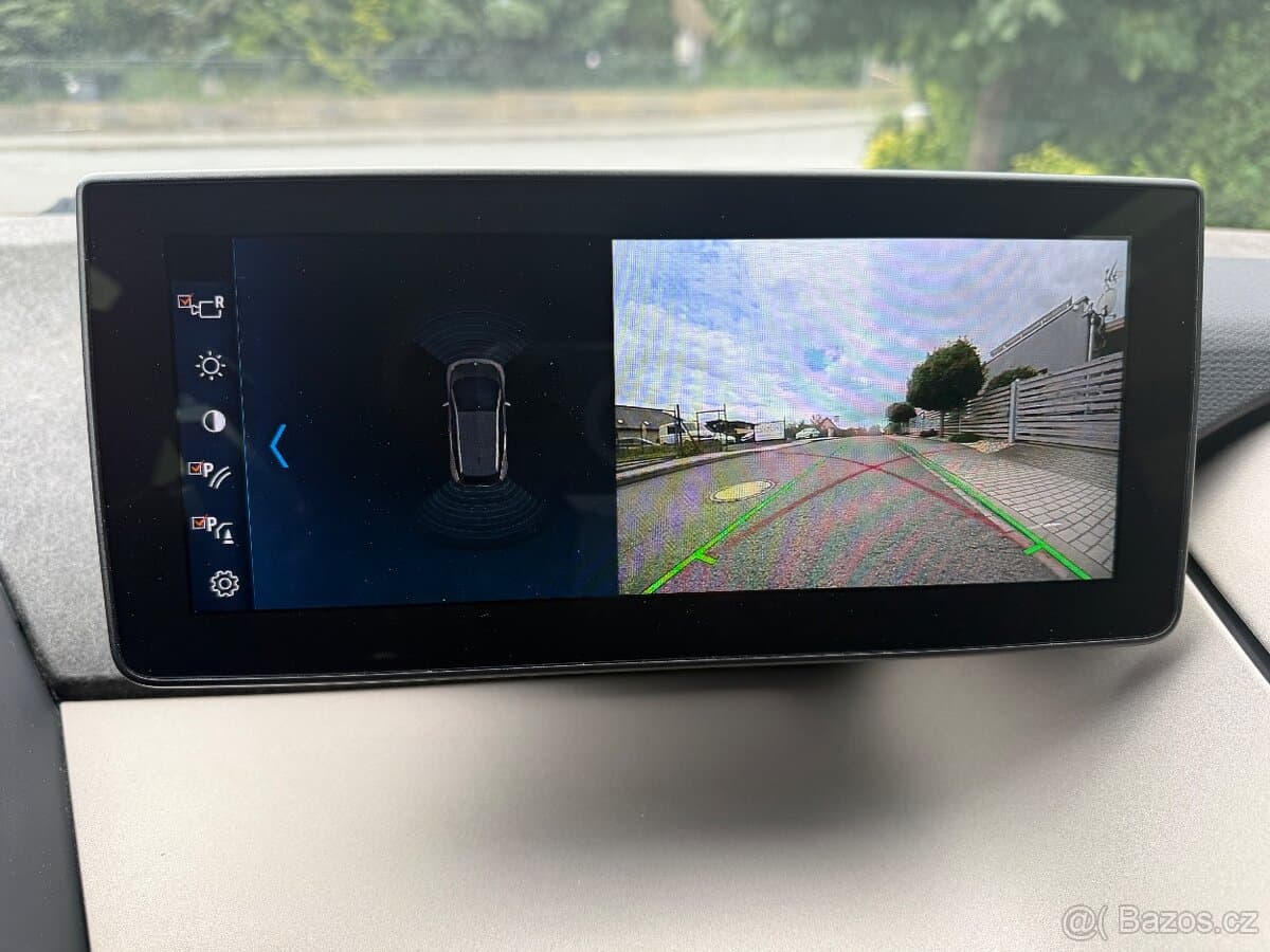 2021 BMW i3 - 18