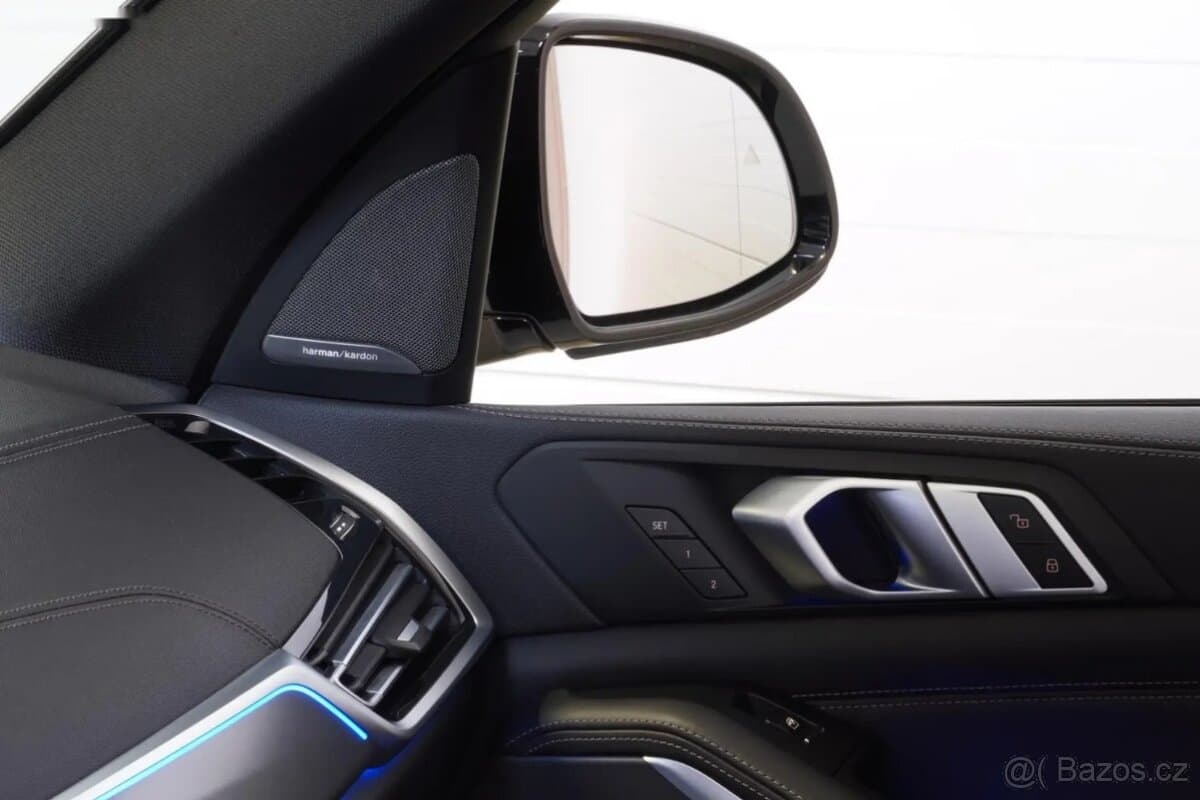 2021 BMW X5 - 18