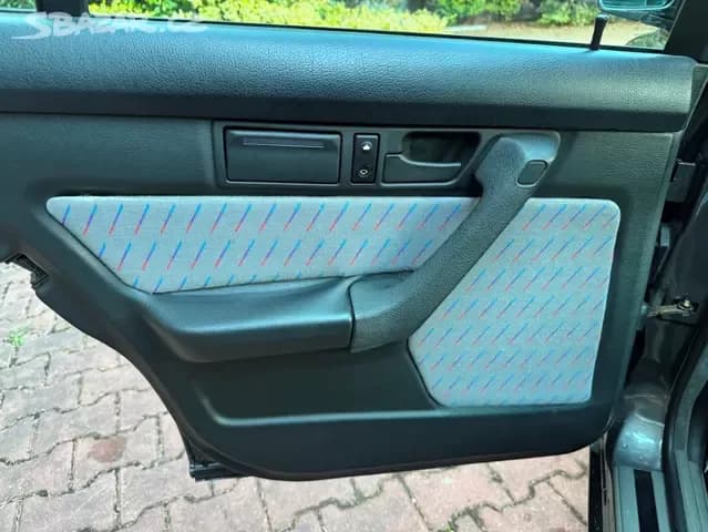 1989 BMW M5 - 18