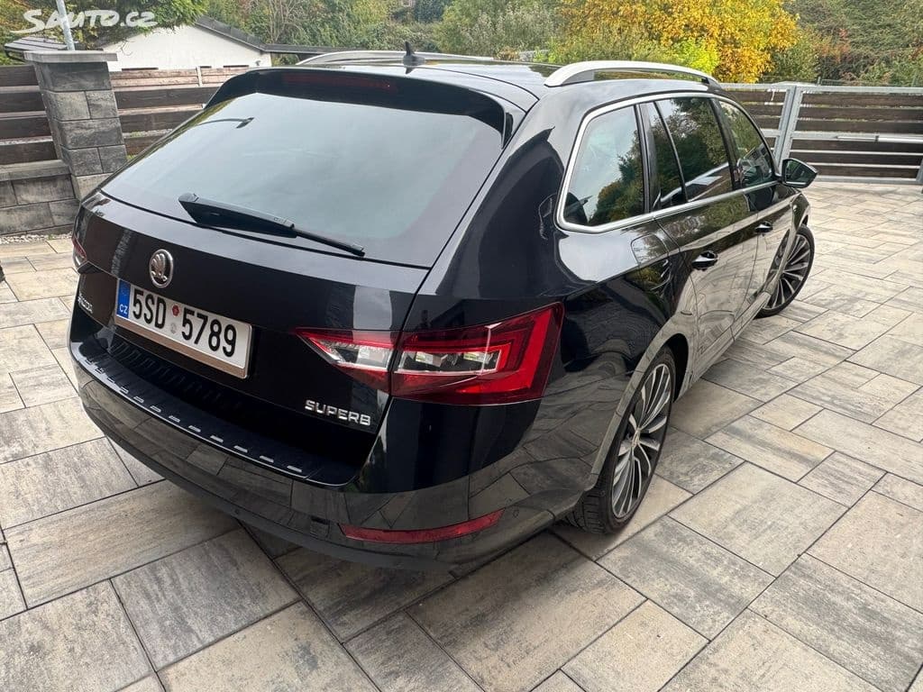 2016 Škoda SUPERB - 18