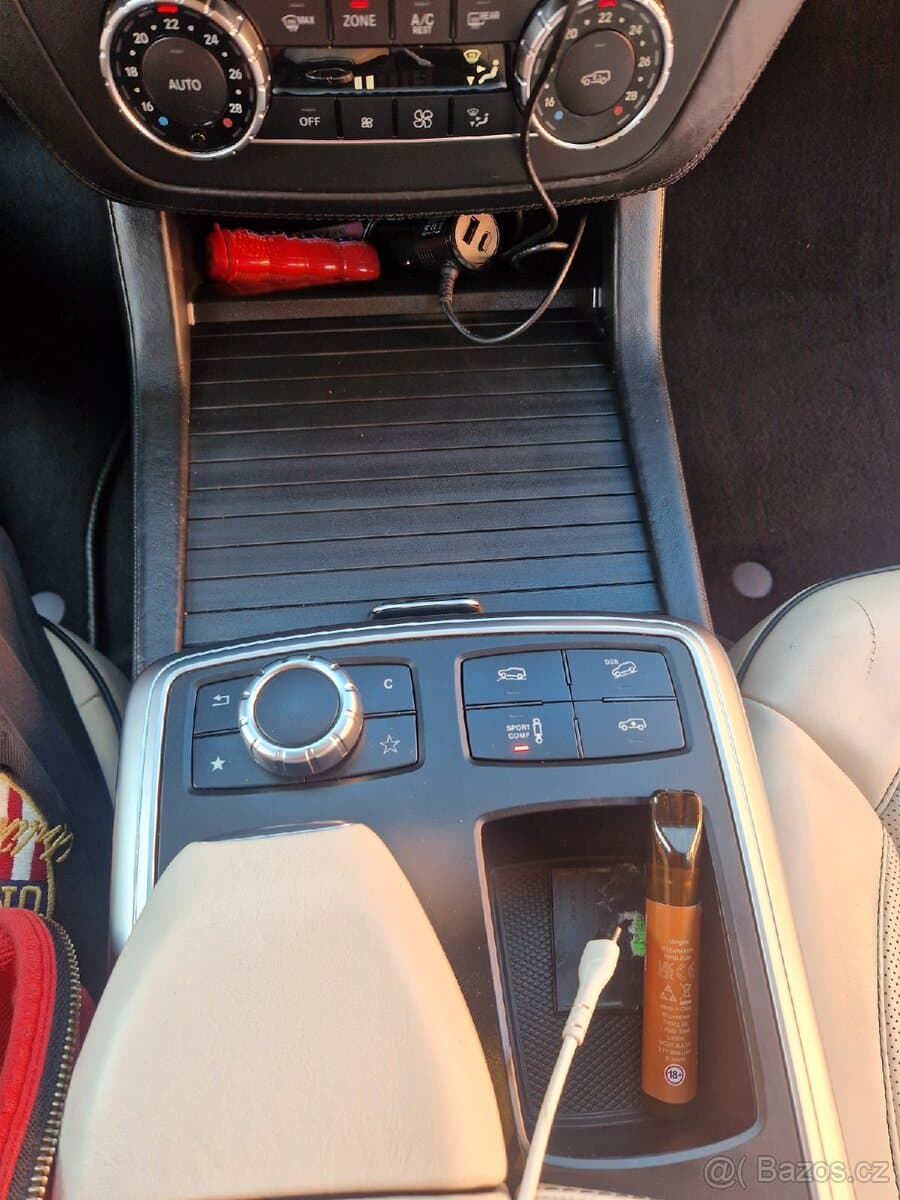 2012 Mercedes-Benz M-CLASS - 18