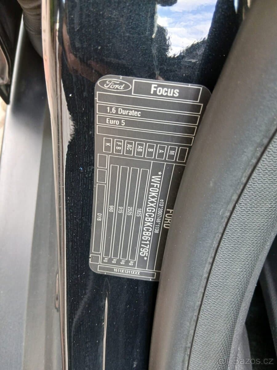 2012 Ford FOCUS - 18