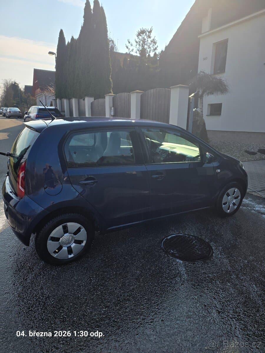2013 Volkswagen UP! - 18