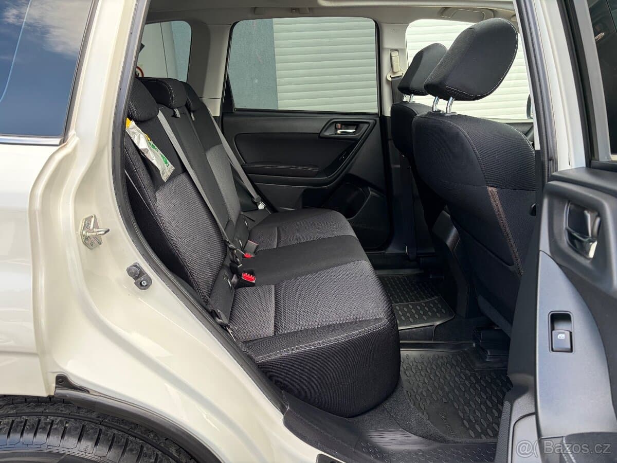 2013 Subaru FORESTER - 18