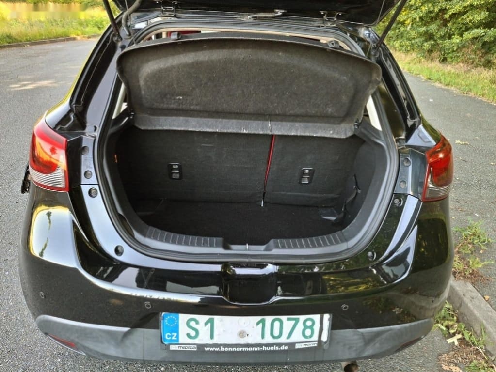 2015 Mazda 2 - 18