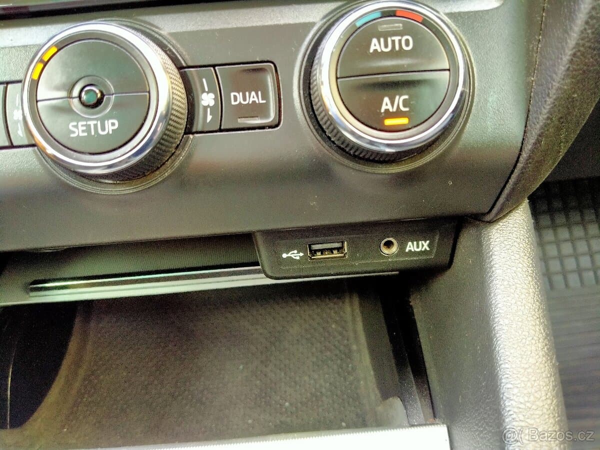 2013 Škoda OCTAVIA - 18