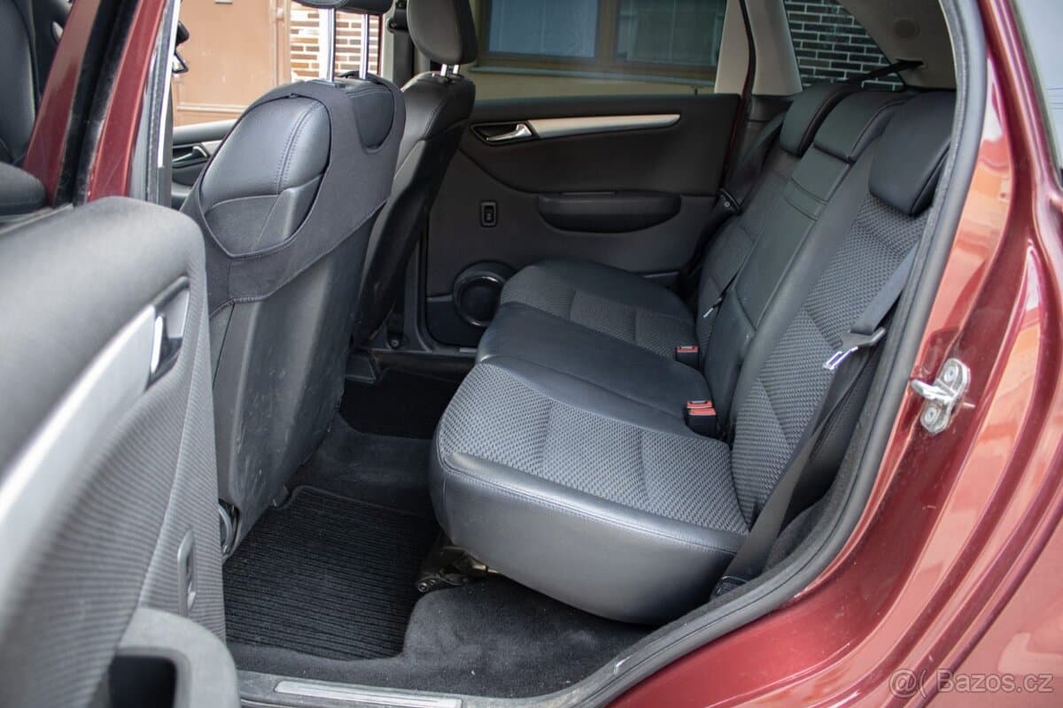 2010 Mercedes-Benz OSTATNÍ - 18
