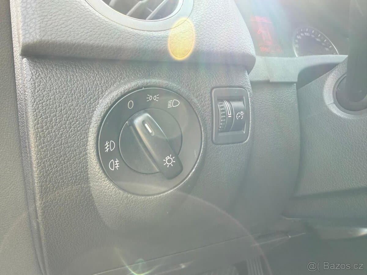 2009 Volkswagen TIGUAN - 18