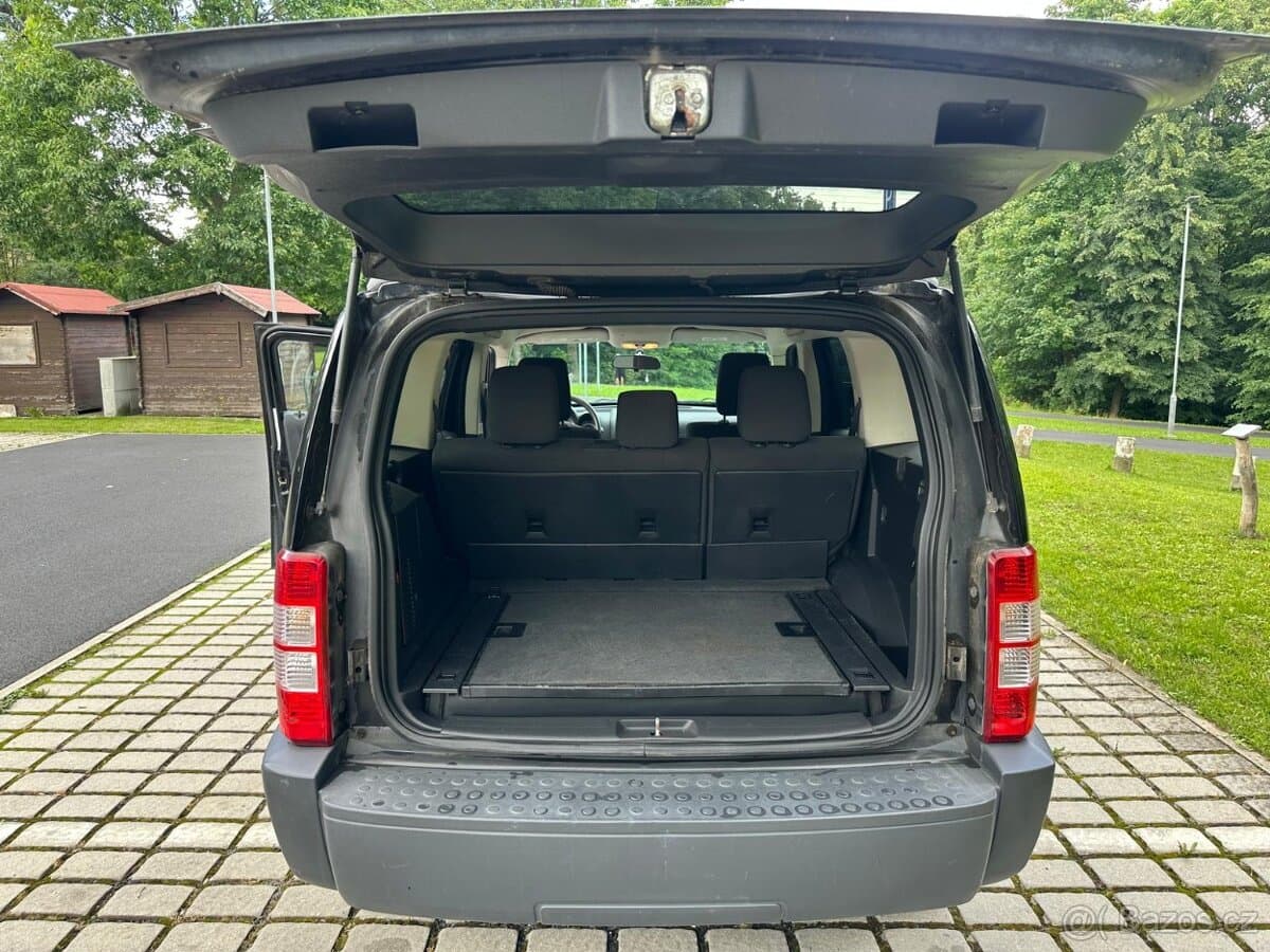 2011 Dodge NITRO - 18