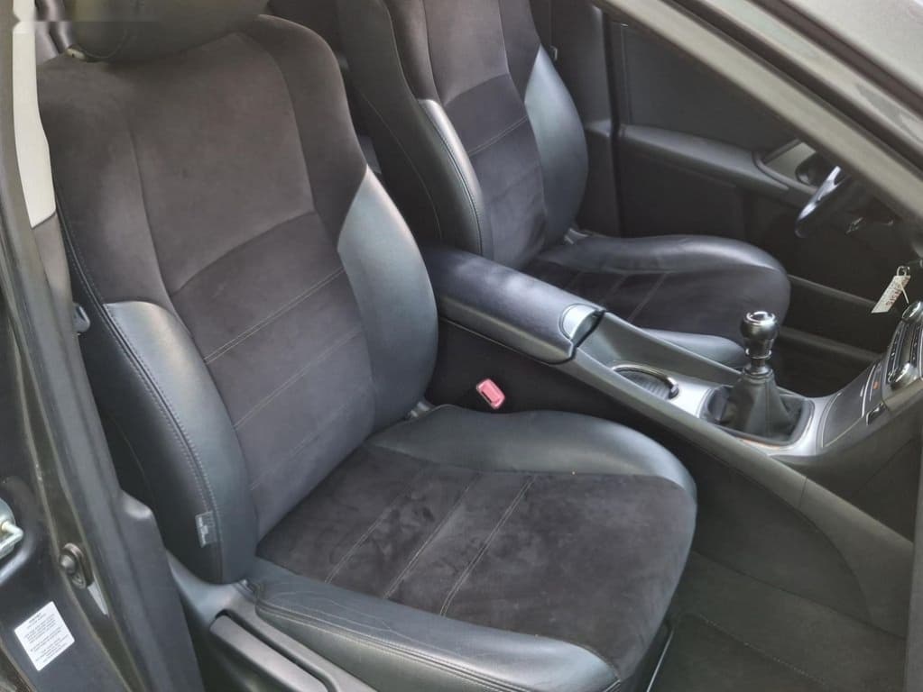 2013 Toyota AVENSIS - 18