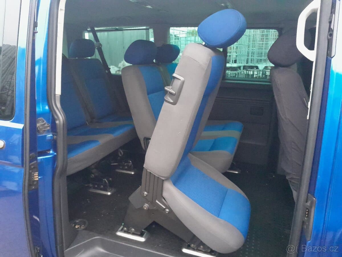 2005 Volkswagen CARAVELLE - 18