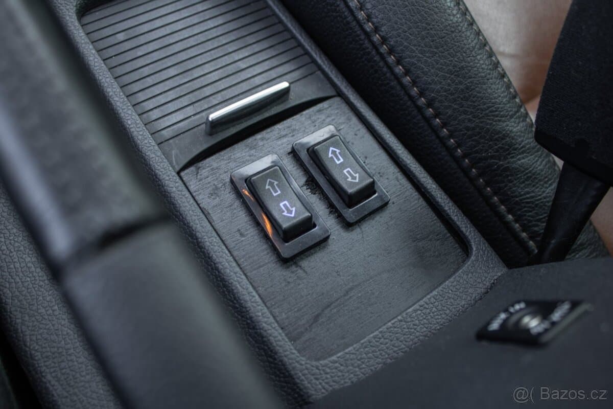 2008 Volkswagen GOLF - 18